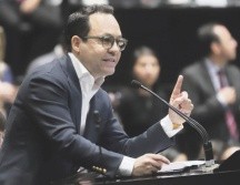 El senador calificó como causa no grave la razón que Gertz Manero dio para separarse de su cargo. ESPECIAL