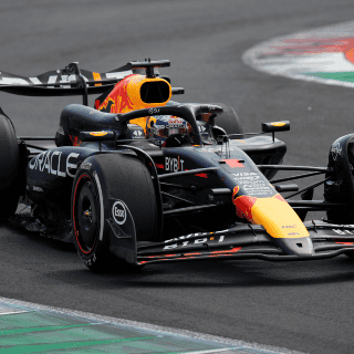 Rumoran que Aston Martin está cerca de firmar a IMPORTANTE elemento de Red Bull