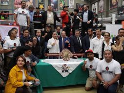 La presentación del cinturón se realizó en el marco de un evento especial en Iztapalapa, Ciudad de México. Especial/ Gobierno de Tamaulipas