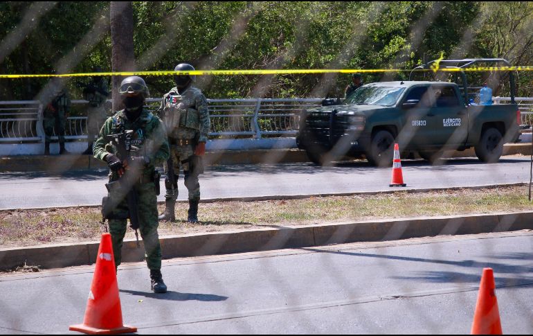 A causa de los hechos que iniciaron desde muy temprano en la parte oriente de Culiacán, el gobernador Rubén Rocha Moya, dispuso cancelar las clases. AFP / ARCHIVO