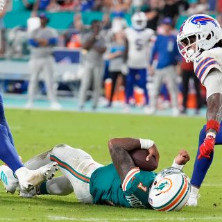 Tagovailoa sufre conmoción cerebral y abandona partido de Dolphins contra Bills