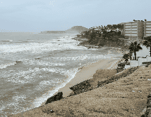 Se espera que la tormenta pase sobre o cerca de los populares destinos turísticos de San José del Cabo y Cabo San Lucas. AP Foto/Armando Figaredo