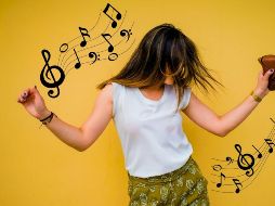 Además nos deja un listado de algunas cumbias que son perfectas para animar cualquier fiesta. UNSPLASH / J. NAVIA