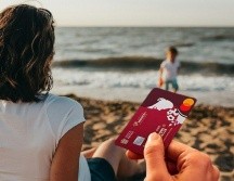 Este seguro brinda cobertura para la titular, el cónyuge o concubino e hijos. UNSPLASH / X. MOUTON