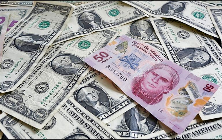 Aunque el peso se muestra débil desde la aplastante victoria de Morena el 2 de junio, ayuda la situación de Estados Unidos. ESPECIAL