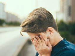 Para reducir el impacto del estrés, es importante adoptar hábitos saludables. UNSPLASH / D. SAHIN