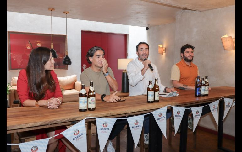 Bibiana Tenorio, Salvador Villaseñor, Jesús Briseño y Federico Gallo en la rueda de prensa del Otoñobierfest 2024 en 