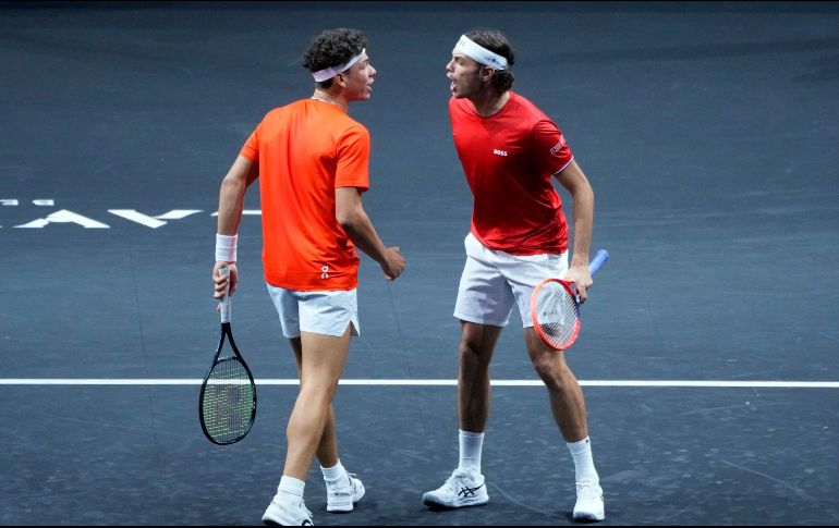 Ben Shelton y Taylor Fritz derrotaron a Carlos Alcaraz y Alexander Zverev. AP/E. Noroozi