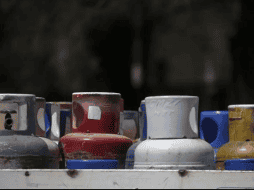 En caso de que un distribuidor exceda los precios que se han fijado para esta semana, puedes hacer tu denuncia ante la CRE. EL INFORMADOR/ ARCHIVO.