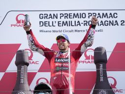 'La Bestia' hace historia al firmar un contundente triunfo en el MotoGP de la Emilia-Romagna. EFE / D. Di Giovanni