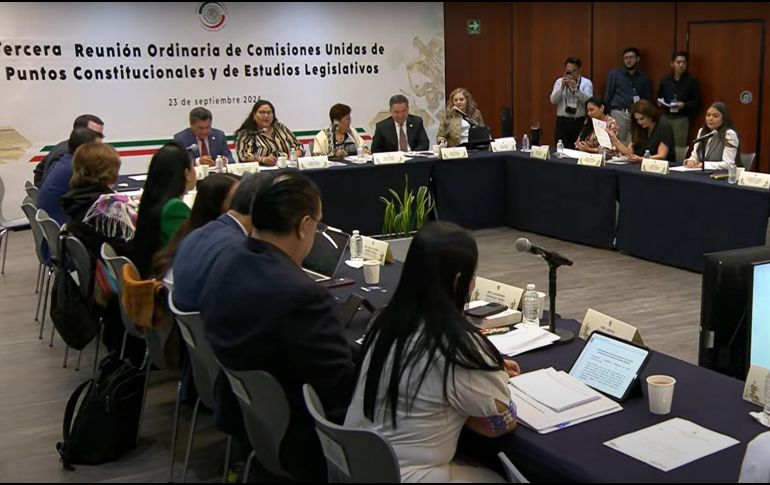 Al presentar el dictamen, la presidenta de la Comisión de Estudios Legislativos, Citlalli Hernández, afirmó que la deuda con los pueblos y comunidades indígenas y afromexicanas es 