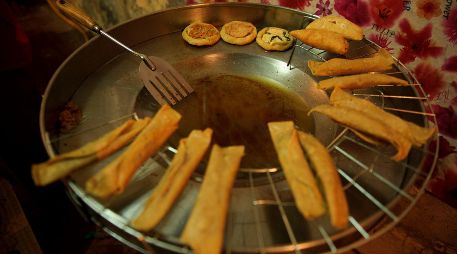 Consumir los alimentos y nutrientes adecuados para cada uno es fundamental para impulsar una mejor salud gastrointestinal y digestiva. EL INFORMADOR / ARCHIVO