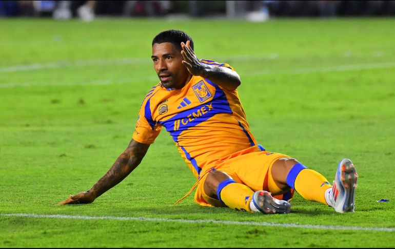 Javier Aquino señaló que la regla de menores entorpece el objetivo de algunos equipos, que es el ser campeones. IMAGO/J. Ovalle