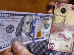 La cotización del dólar tiene actualizaciones durante el día, por lo que es importante revisarla al momento de la transacción. EFE / ARCHIVO