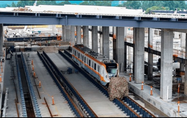 El gobernador de Jalisco aseguró que antes de terminar su gobierno quedará inaugurada la obra civil de esta nueva línea de tren. ESPECIAL/X/@GobiernoJalisco.