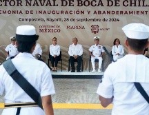 Andrés Manuel López Obrador, acompañado de la presidenta electa de Mexico Claudia Sheinbaum, durante una gira de trabajo en el municipio de Compostela estado de Nayarit.  EFE/Gobierno de Mexico.