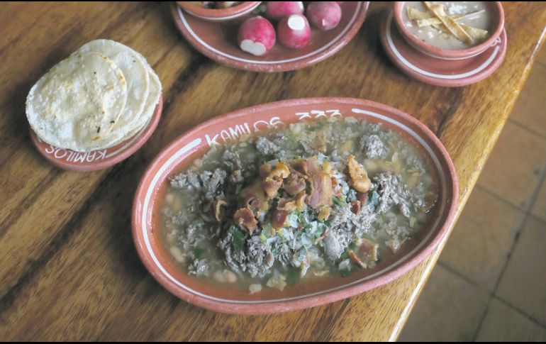 La historia oficial de la carne en su jugo indica que el platillo nació hace 63 años. CORTESÍA