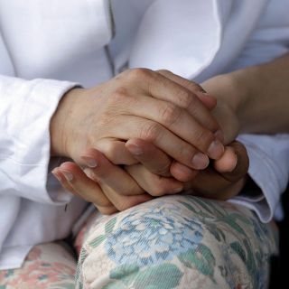 ¿Cómo cultivar una mentalidad más positiva, según la psicología?