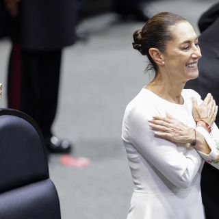 Claudia Sheinbaum asegura que se someterá a la revocación de mandato en 2027