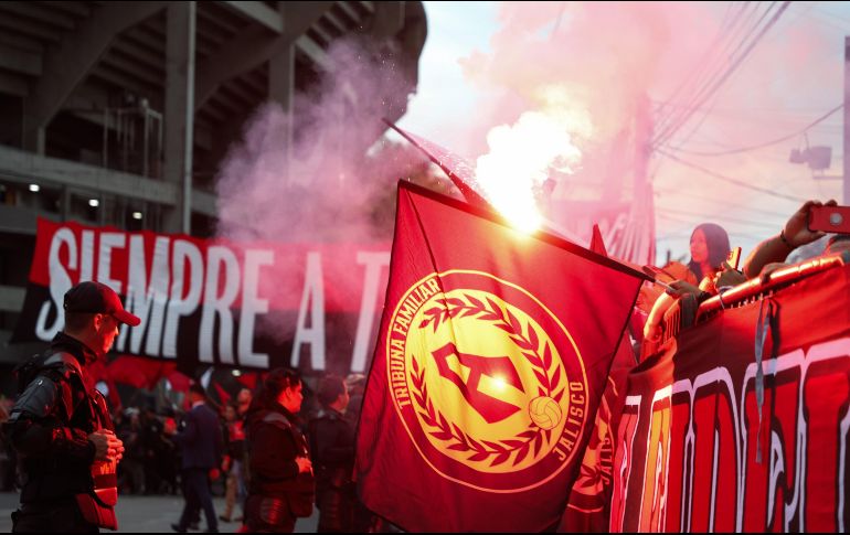 Este martes, un sector de la afición de los Zorros denunció en redes sociales un bloqueo por parte de la directiva, luego de que éstos seguidores lo único que pedían era darle un recibimiento a sus jugadores este sábado en el Estadio Akron. IMAGO7