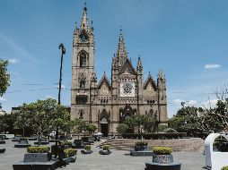 El arquitecto Ignacio Díaz Morales intervino en la conclusión del Templo Expiatorio (proyecto original de Adamo Boari) y su plaza. EL INFORMADOR/ J. Urrutia