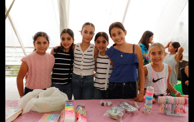 Andrea Orea, Mariana Martín Del Campo, Luciana Corvera, Alexa De La Torre y Sofia Urrea. GENTE BIEN JALISCO/ Claudio Jimeno