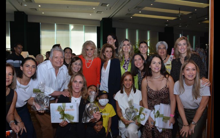 Este año “Endulza tu Corazón”  fue el nombre del tradicional Bazar que reunió a las mejores reposteras de Guadalajara en beneficio de los niños con cáncer. GENTE BIEN JALISCO/ Claudio Jimeno
