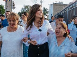 Verónica Delgadillo pidió al comisario de Seguridad Pública que abra un chat vecinal, que será parte de la estrategia de seguridad en la región. ESPECIAL