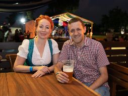 Doree y Martin Volk en ela primera edición del Otoñobierfest. GENTE BIEN JALISCO/ Christian Pérez
