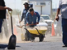El secretario de Obras Públicas, Ernesto Alejandro Alva Otero destacó que se han rehabilitado alrededor de 400 metros. CORTESÍA.