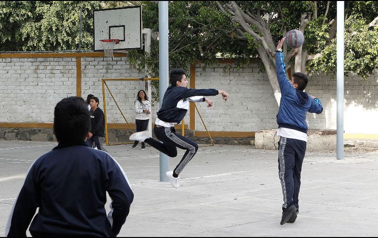 A partir del 14 de octubre y hasta el 17 de enero se iniciarán asambleas informativas con servidores de la nación para visitar todas las secundarias del país. EL INFORMADOR / ARCHIVO