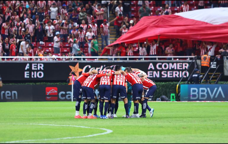 Las gradas eran un volcán de emociones, algo que el equipo no equiparó, tras irse a casa con el descalabro.Imago7/ Juan Carlos Cubeyro.