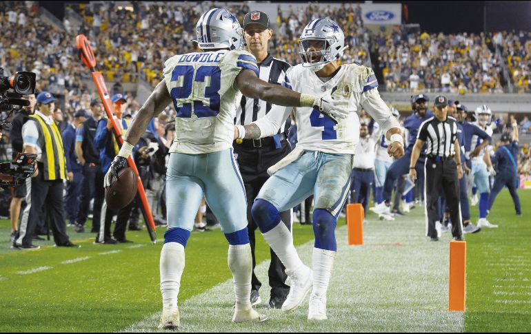 Prescott lanzó para 352 yardas y dos anotaciones para lograr la tercera victoria de los Cowboys. AFP