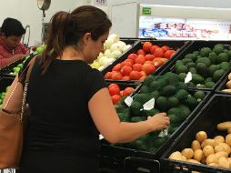 Los ácidos grasos omega-3, que también se encuentran en abundancia en el aguacate, son esenciales para el correcto funcionamiento de las células cerebrales. NTX / ARCHIVO