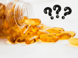 Es importante que antes de tomar suplementos de vitamina D3, asistas con un médico. Pexels