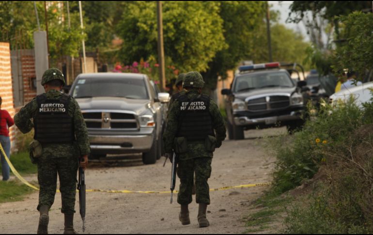Personas de la colonia reconocieron a los fallecidos como trabajadores del taller de torno y rectificación. EL INFORMDOR / ARCHIVO