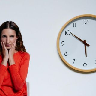 ¿Quiénes deben atrasar su reloj por el cambio de horario de invierno 2024?