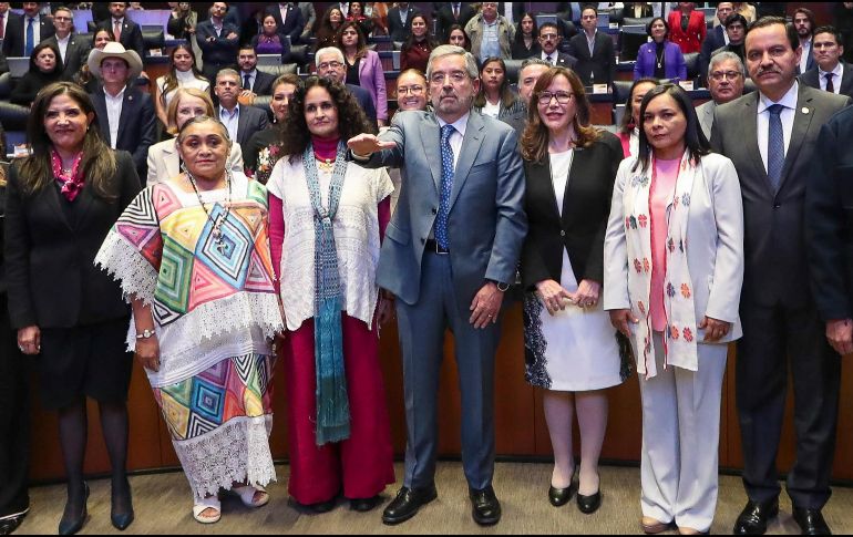 El nuevo canciller sostendrá una reunión con el embajador estadounidense en México, Ken Salazar, como primera labor en su nuevo cargo. EFE/ Senado De La República