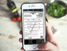 También debes realizar un pago en línea, mediante tarjeta de crédito o débito. UNSPLASH / I. MISKE