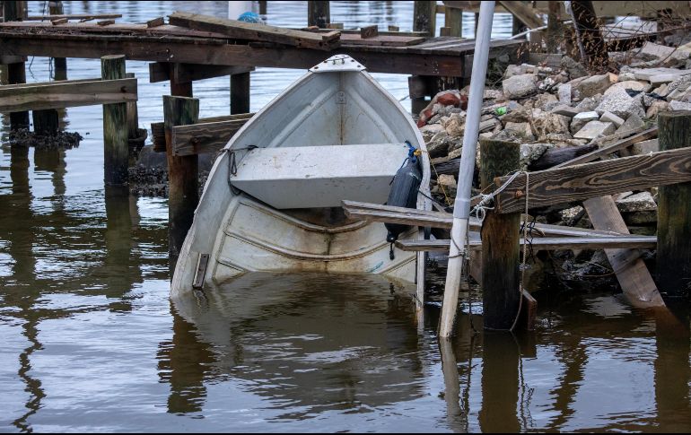 Hasta el momento, se han contabilizado por lo menos cuatro muertes por los múltiples tornados formados antes de la llegada de 