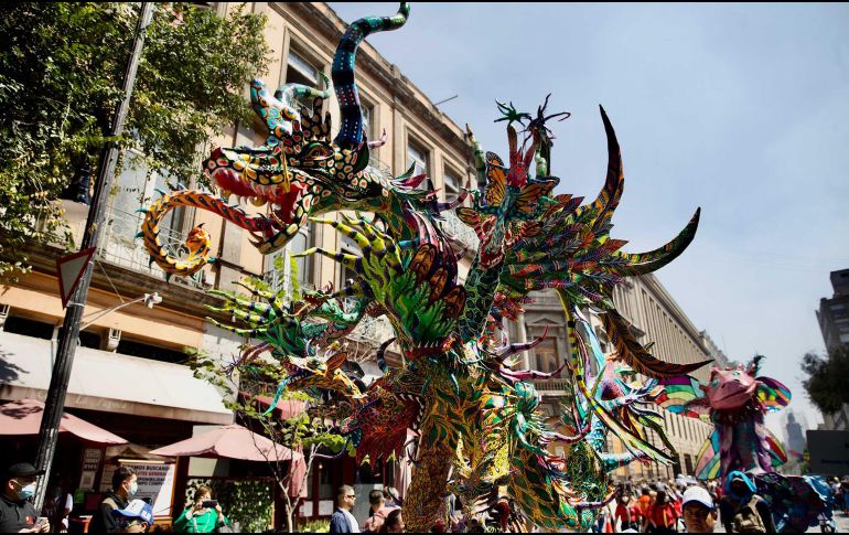 Creador de los alebrijes, dvirtió sobre la creciente piratería de estas obras de arte popular. SUN / ARCHIVO