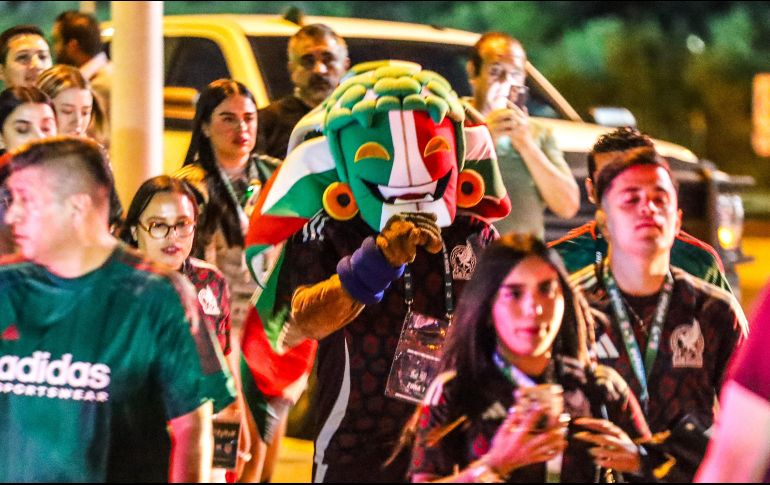 Miles de aficionados hicieron el viaje con el objetivo de ver triunfar a México en casa ante Estados Unidos. EL INFORMADOR/ A. NAVARRO.