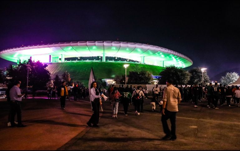 Miles de aficionados hicieron el viaje con el objetivo de ver triunfar a México en casa ante Estados Unidos. EL INFORMADOR/ A. NAVARRO.