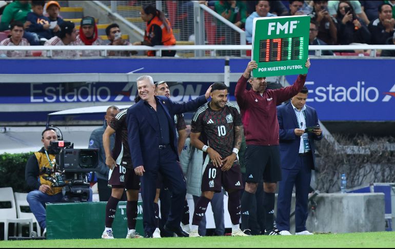 La afición tapatía dejó en claro que el ahora jugador del Toluca no es bien recibido en el Akron. IMAGO7.