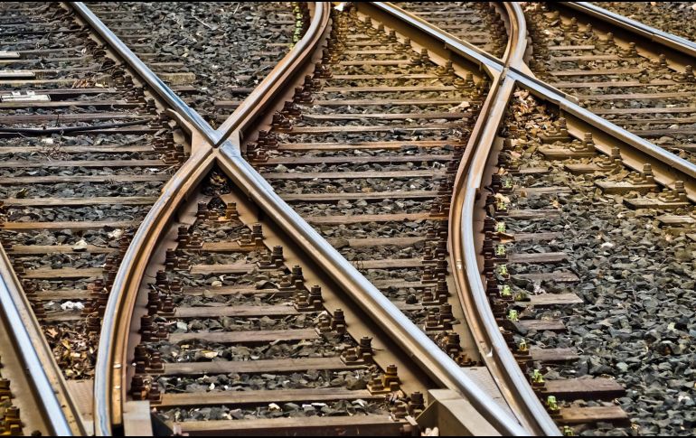 Al aumentar el acceso al transporte, se garantizará a comunidades y regiones marginadas su derecho a la movilidad, conectándolas con centros industriales y comerciales importantes. SENADO