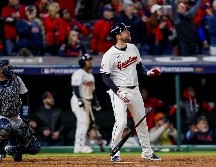 David Fry se voló la barda en extra innings para darle la victoria a Cleveland. EFE/D. Maxwell