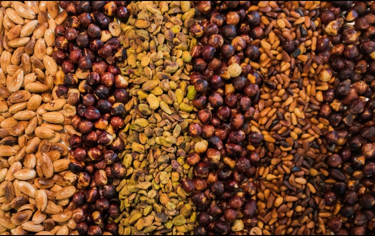 El cuerpo humano necesita minerales, proteínas, vitaminas, fibras y otros nutrientes esenciales para asegurar su correcto funcionamiento y mantenimiento. Unsplash.