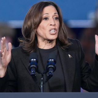 Harris lanza ofensiva mediática contra Trump
