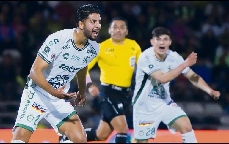Mauricio Isaís le dio un triunfo fundamental al León para soñar con el Play-In. IMAGO7
