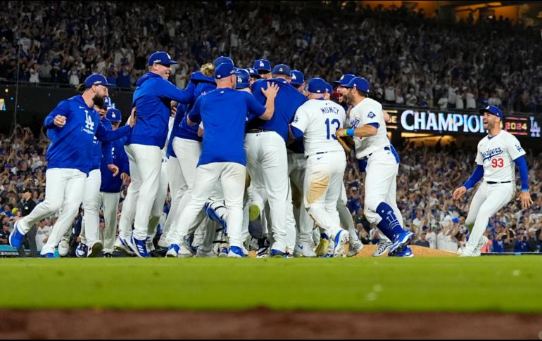 Los Ángeles Dodgers enfrentarán a los Yankees de Nueva York en lo que promete ser una Serie Mundial memorable. AP/ J. Cortez.